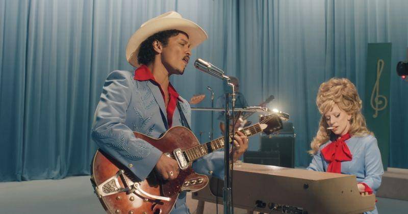 Youtube.com/LadyGaga